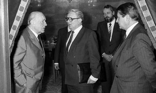 Az állambiztonsági szolgálatok és a katolikus egyház