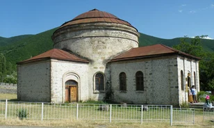 Megújulnak kaukázusi Albánia ősi templomai