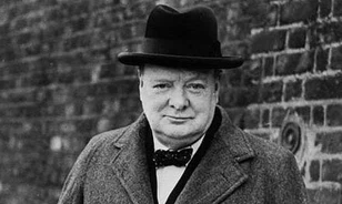 Egymillió indiai halála szárad Churchill lelkén