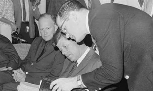 Elhunyt Kennedy egyik fő tanácsadója
