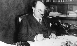 Átértékelik Hóman Bálint munkásságát