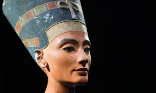 Egyiptom visszakérte Nofertiti mellszobrát