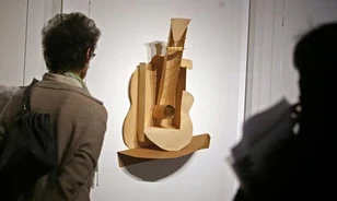 Picasso gitárjait mutatja be a New York-i MoMA