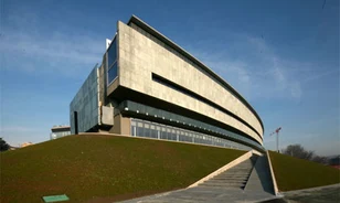 Újranyit a torinói autómúzeum