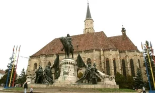 Kolozsvár alpolgármestere visszahelyezné a Funar-táblát Mátyás király szobrára