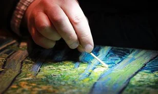 A látogatók előtt restaurálják Vincent van Gogh egyik festményét