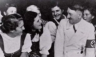 Megvonta a díszpolgári címet Hitlertől egy osztrák város
