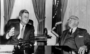 Kennedy egyszerű 'mutatványnak' tartotta az űrprogramot 