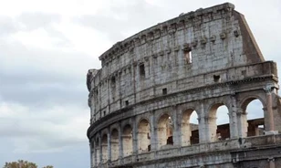 Szivárványos lesz a Colosseum