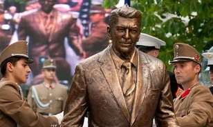 Reagan-szobrot avattak Budapesten