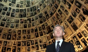 
	Tűz miatt kellett kiköltöztetni a Jad Vasem központot
