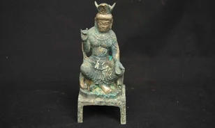 
	Kétméteres Buddha-szobrot tártak fel Kirgizisztánban
