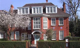 Negyedszázadát ünnepli a londoni Freud Múzeum