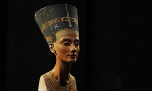 Francia harag szülte a Nofertiti-vitát