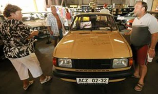 Múzeum nyílt a kommunista korszak népszerű autóiból
