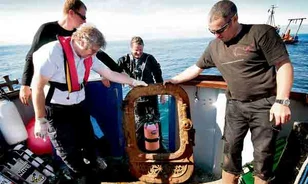 Búvárok hozzák felszínre a Lusitania roncsait