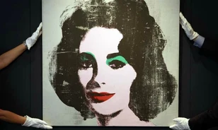
	Elárverezik Andy Warhol egyik leghíresebb Taylor-portréját
