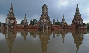 	Víz alatt a thaiföldi romváros
