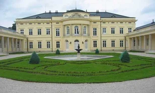 
	Múzeumok őszi fesztiválja a fehérvárcsurgói Károlyi-kastélyban
