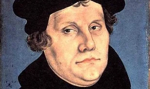 
	Megjelent a Luther-válogatás első darabja
