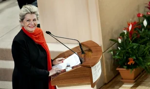 
	Az UNESCO az év végéig nem indít új programot
