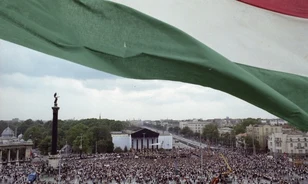
	A Kónya-Pető vita húsz év után
