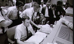 
	90 millióért kelt el az Apollo 13 számítási listája
