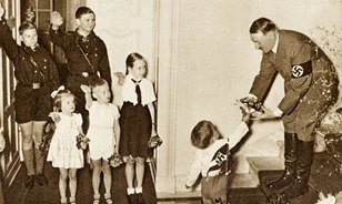 Hitler áprilisai
