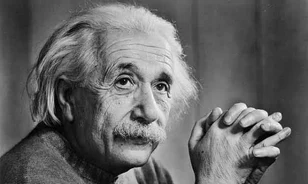 
	Árverésen Einstein náciellenes levelei

