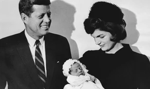 
	Ismerje meg a Fehér Házat Jackie Kennedyvel!
