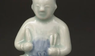 
	Kiállítás egy hajótörés porcelánjaiból
