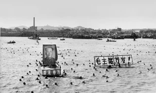 
	Mao folyóátúszással gyúrt a forradalomra
