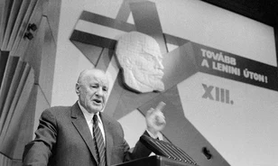 
	Száz éve született Kádár János
