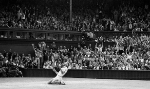 
	Wimbledon: ahol még a király is ütőt ragadott
