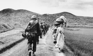 
	Észak-Korea felrúghatja az 1953-as fegyverszünetet
