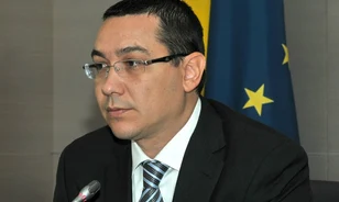 
	Román bocsánatkérés a kommunista államosításért
