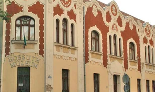 
	Hagyományápolás és nyitottság a ceglédi Kossuth Múzeumban
