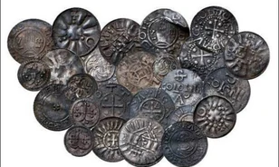 
	Viking kincsre bukkant a mezőn egy kamaszfiú
