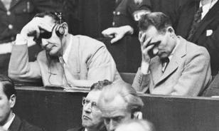 
	Eltitkolt brit és amerikai iratok mentették meg a nácikat
