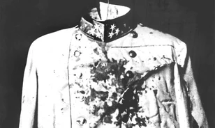 
	Kiállítják Ferenc Ferdinánd véres ingét
