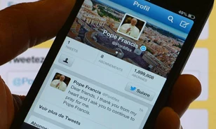 
	A Vatikán szerint Jézus volt az első twitterező
