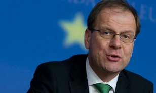 Navracsics: mindenkinek meg kell ismernie a kommunizmus bűneit 
