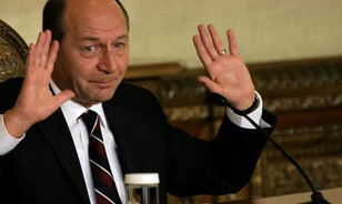 Átvilágították a román államfőt
