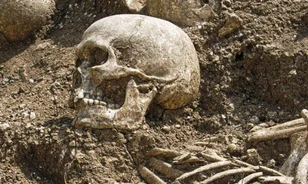 1800 éves emberi csontokra bukkantak játék közben

