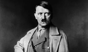 125 éve született Hitler
