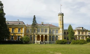 Megújul a füzérradványi kastély parkja
