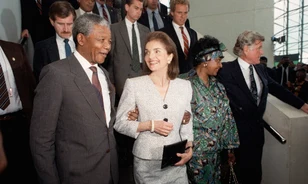 Kémkedett az FBI Mandela után
