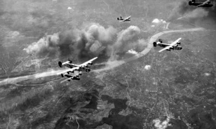 Bombázók célkeresztjében a magyar főváros
