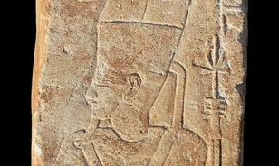 Ehnaton még az anyja templomából is kiüldözte Ámont
