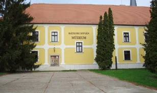 Kolostor volt, most múzeum
